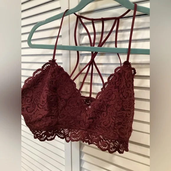 Wishlist Burgundy Strappy Lace Bralette - Picture 3 of 6